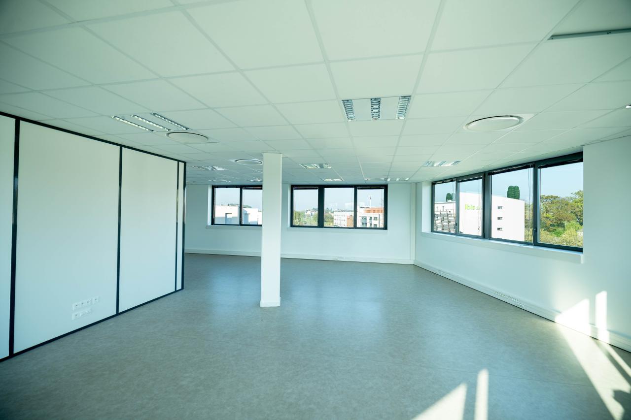 Bureau Rennes 699m² Location bureau Rennes Ille-et-Vilaine OLBUR2317302 5